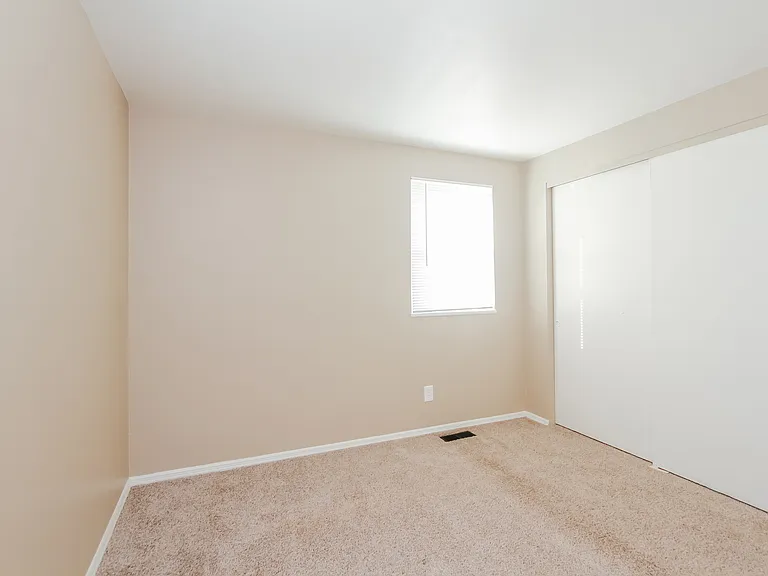 10431 Chris Dr — Photo 13