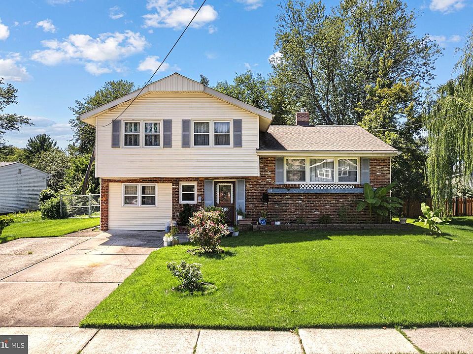 1st image of 413 Howard Rd