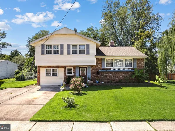 413 Howard Rd, Cherry Hill, NJ 08034