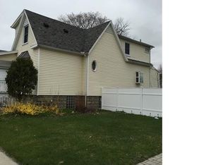 1731 McKinley St, Wyandotte, MI 48192