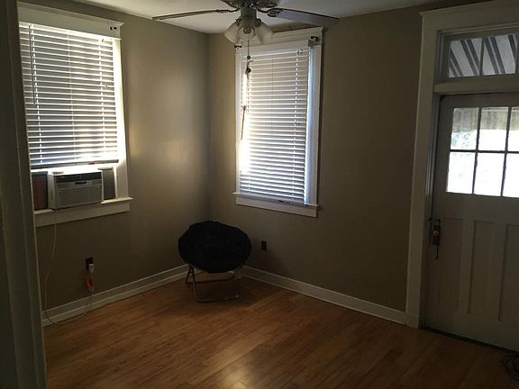 3rd image of 329 Seguin St