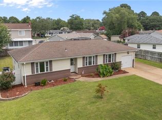 1828 Hidden Valley Dr, Virginia Beach, VA 23464
