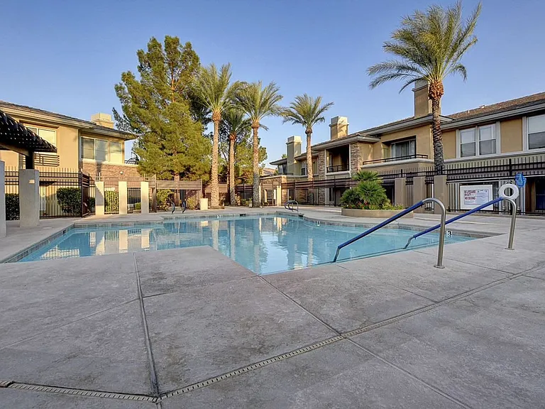 716 Peachy Canyon Cir #103 — Photo 45