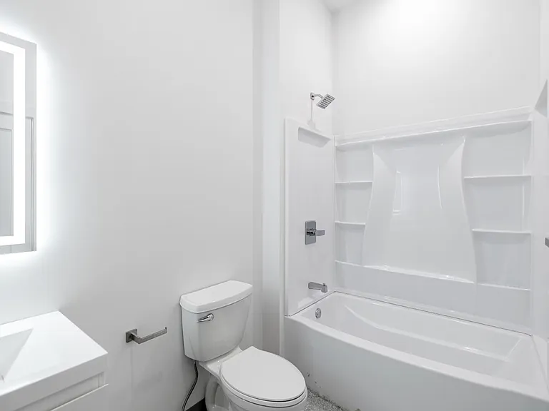 78-80 Middlesex St #205 — Photo 1