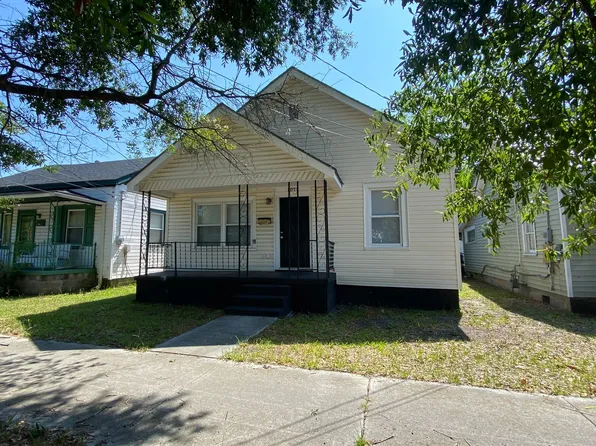 1011 S 7th St, Wilmington, NC 28401