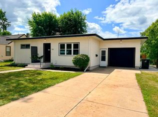 94 Fox Lake Rd, Waupun, WI 53963