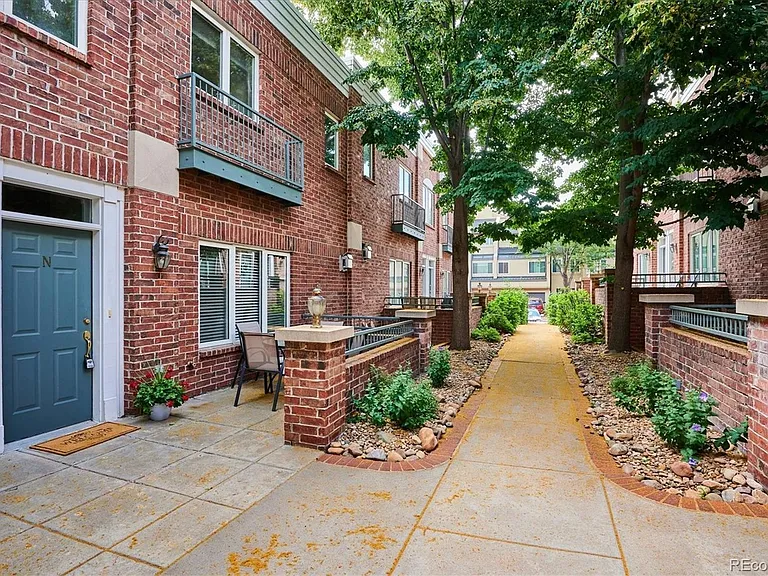 2660 S University Blvd #N — Photo 35
