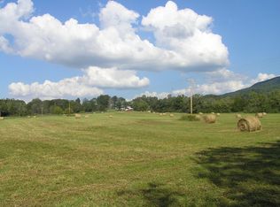 4490 Lower East Valley Rd, Pikeville, TN 37367