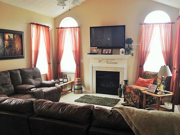 4th image of 52 Pebble Beach Ln
