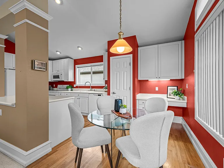 Breakfast Nook