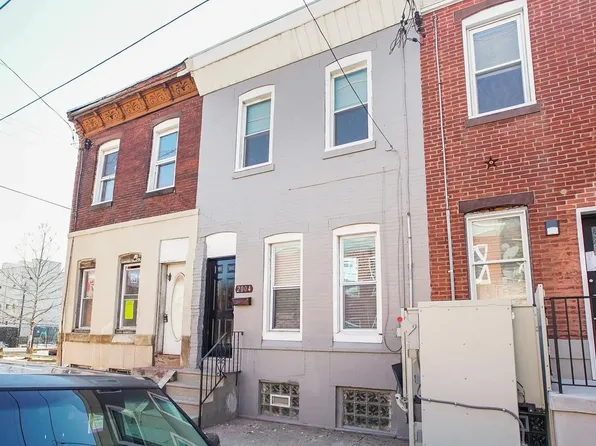 2004 Tasker St, Philadelphia, PA 19145