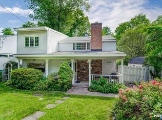 39 Campbell St, Waldwick, NJ 07463