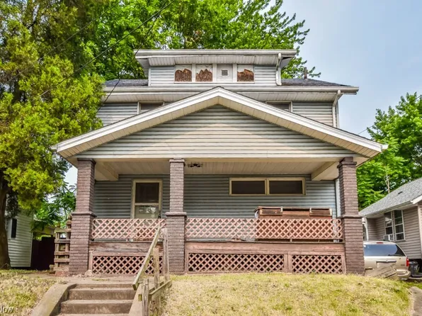 205 Lawn Ave NW, Canton, OH 44708