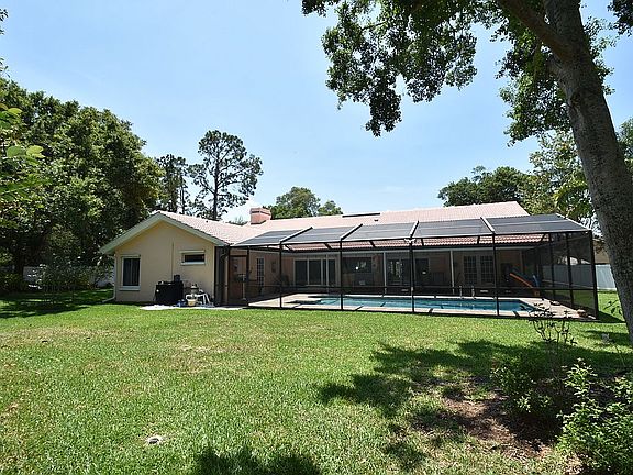 4th image of 1731 Pine Creek Ct