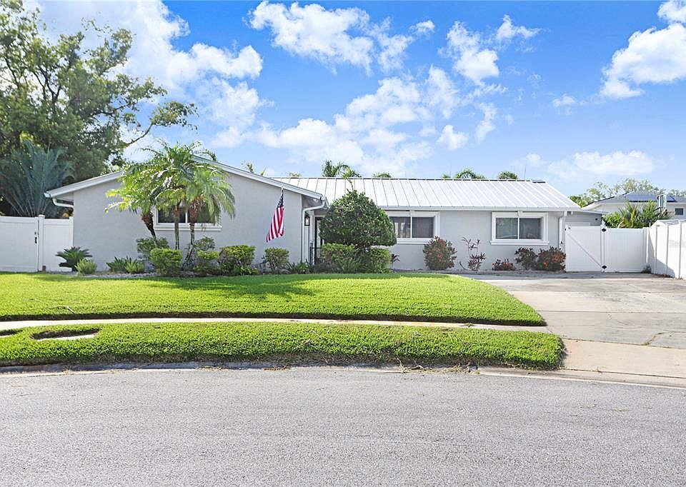 1st image of 8404 BLACKSTONE COURT
