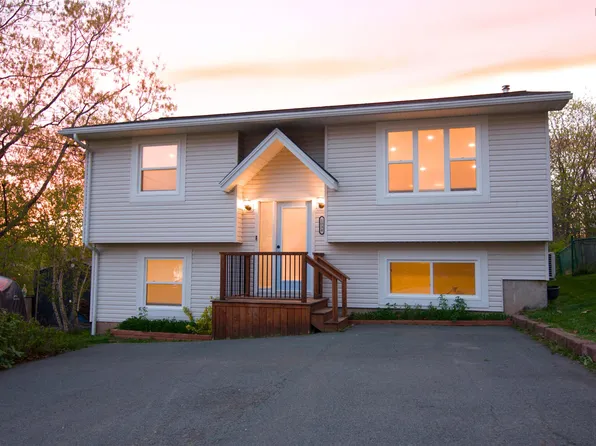 1034 Riverside Dr, Lower Sackville, NS B4C 1B4