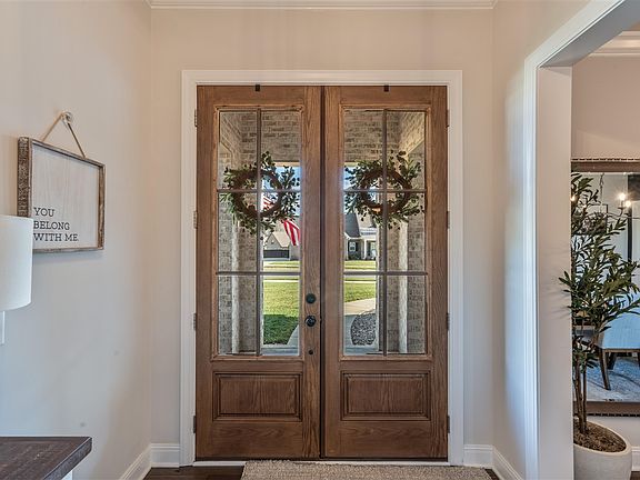 5th image of 8740 Creekstone Ln