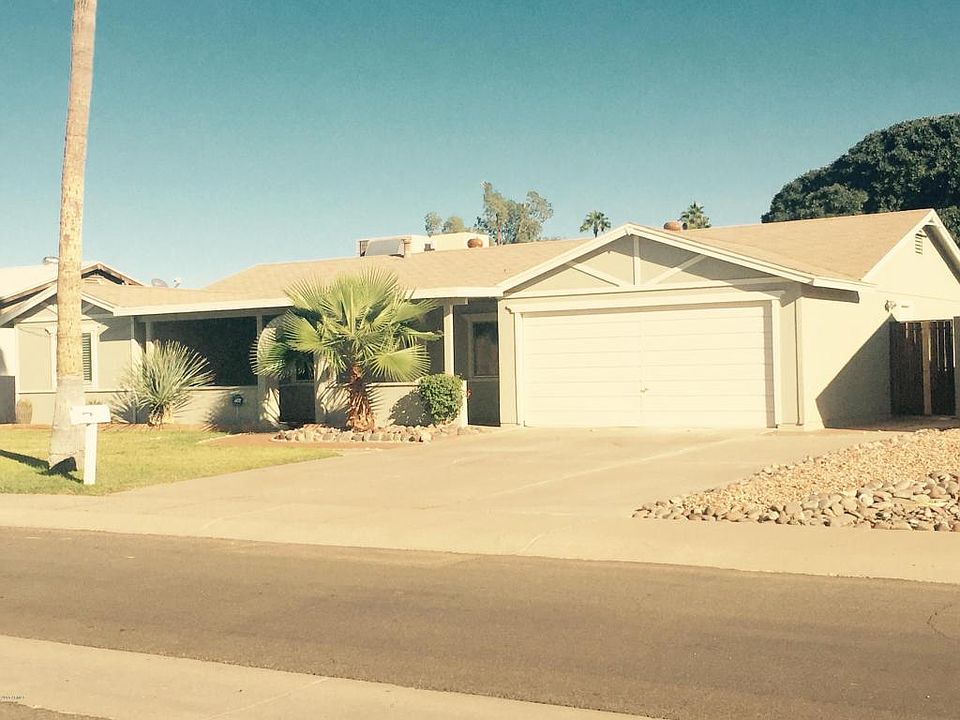 2nd image of 13215 N 37th Pl
