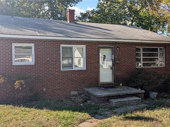 808 Highland St, Asheboro, NC 27203