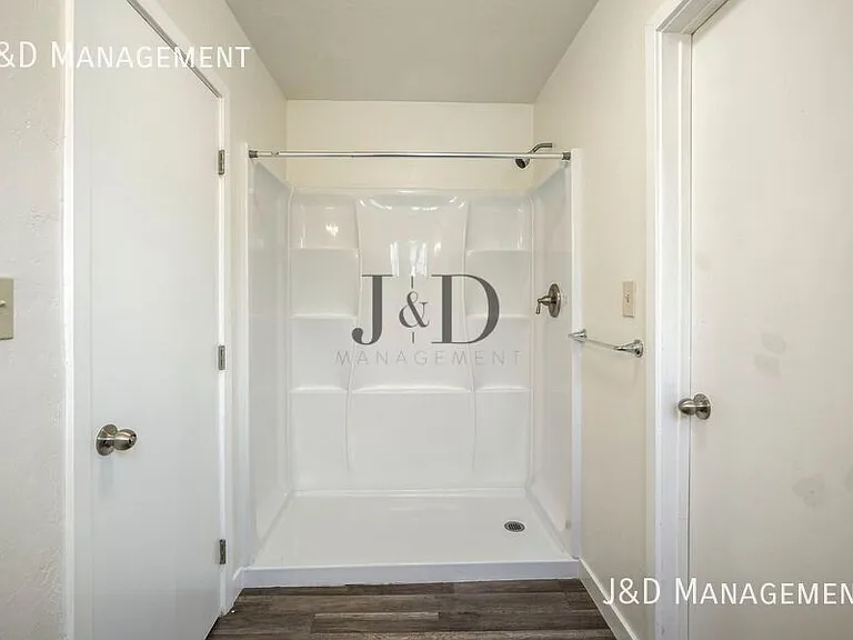 DEL612 — Photo 22