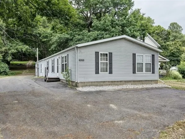 6269 Columbia Rd NW, Dover, OH 44622