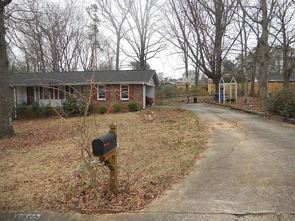 2nd image of 5053 Beth St