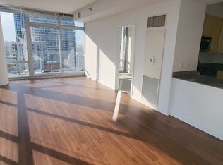 2102 S Indiana Ave #1503, Chicago, IL 60616