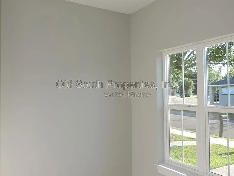706 N F St #B — Photo 14
