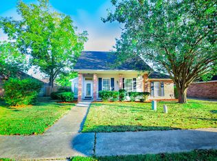 112 Gold Medal Dr, Lafayette, LA 70506