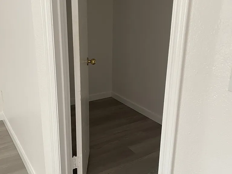 1601 N Saba St #235 — Photo 8