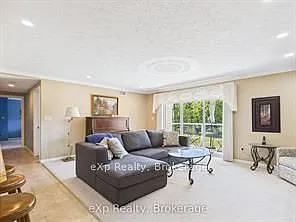 85 William St N #401 — Photo 7