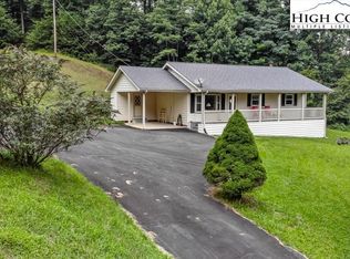 10 Greystone Ln, Newland, NC 28657