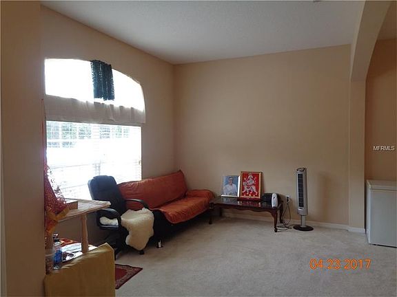 5th image of 272 Dirksen Dr