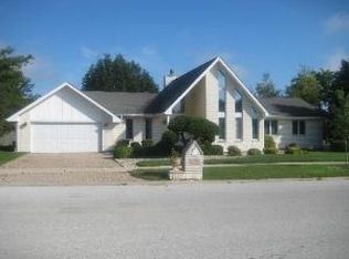 4600 Morning Glory Dr, Matteson, IL 60443