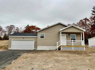 8 Sharon Way, Fremont, NH 03044