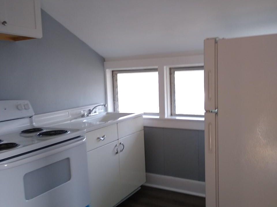 2nd image of 308 Allen Ave