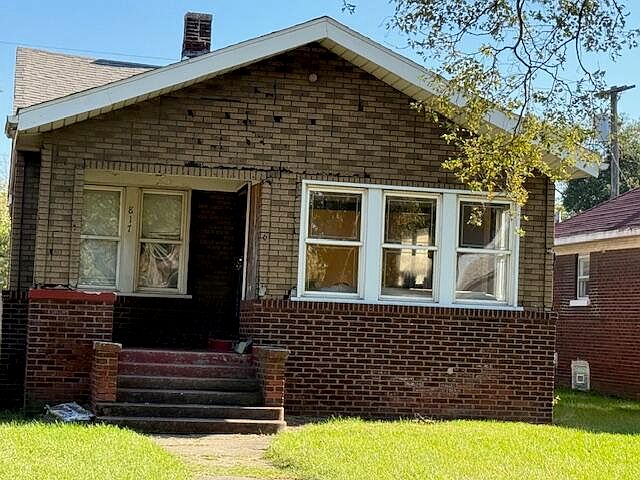 2nd image of 817 Fillmore St