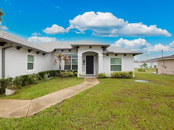 3rd image of 618 NW Billiar Avenue