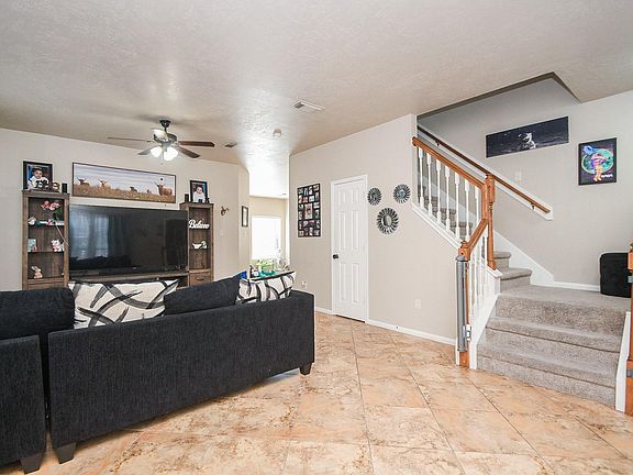 5th image of 14407 Andrea Way Ln
