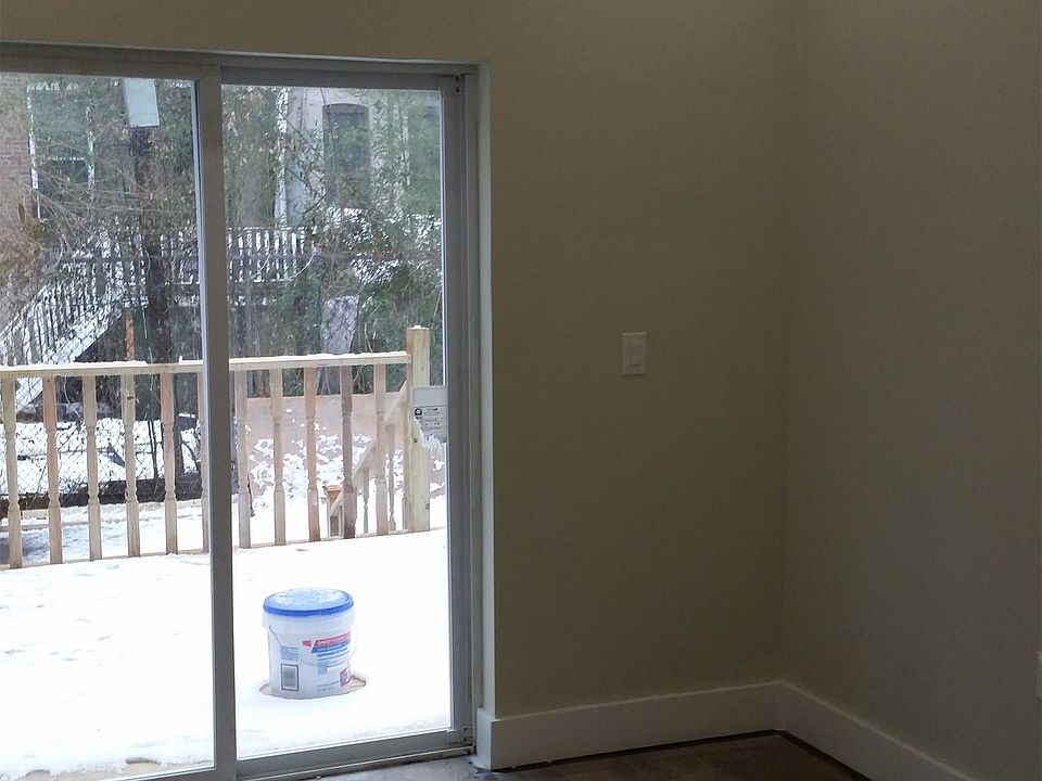 2nd image of 356 Palmetto St