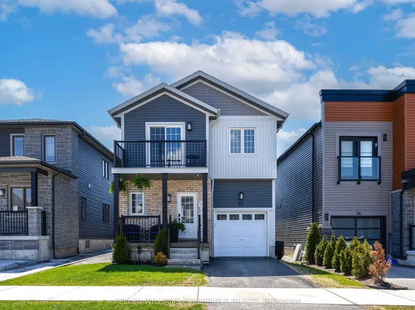 52 Mabern St, Barrie, ON L9J 0J2