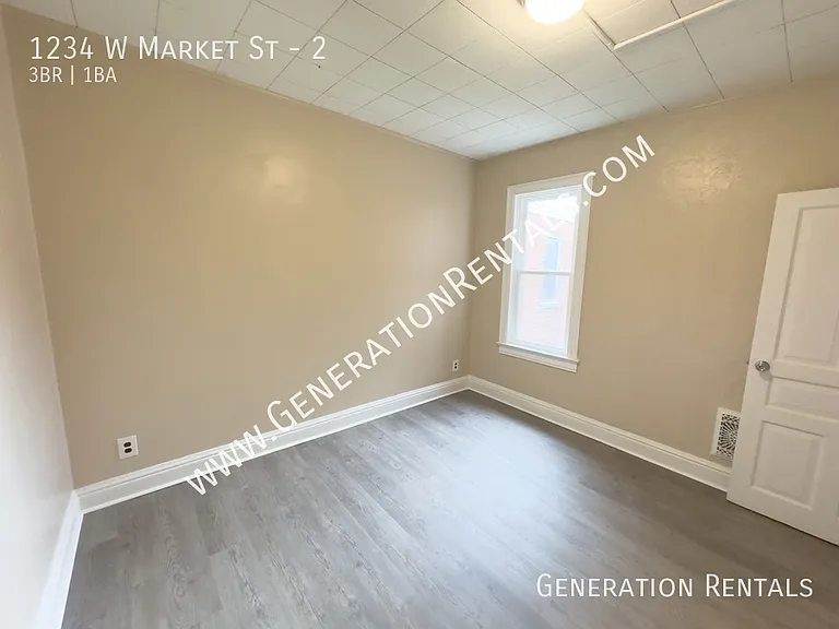 1234 W Market St #2 — Photo 3