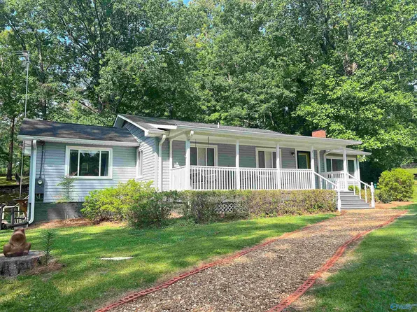 2510 Hillcrest Dr, Gadsden, AL 35904