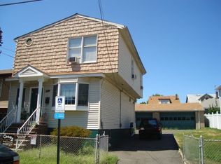 815 2nd St, Secaucus, NJ 07094