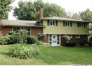 1st image of 7870 Dewitt Dr