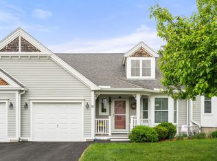 1 Strawberry Ln #E, Hudson, MA 01749