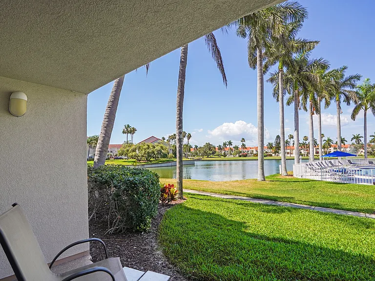 6100 Bahia Del Mar Cir #105 — Photo 22