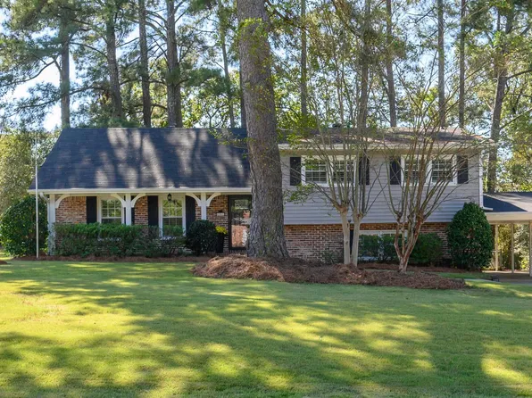 1861 Thornton Pl, Birmingham, AL 35226