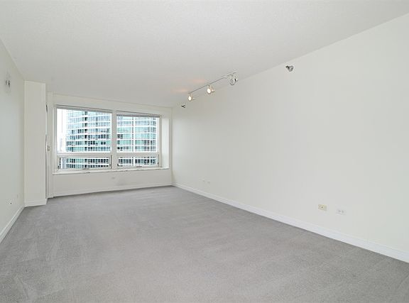 2nd image of 512 N McClurg Ct APT 3512