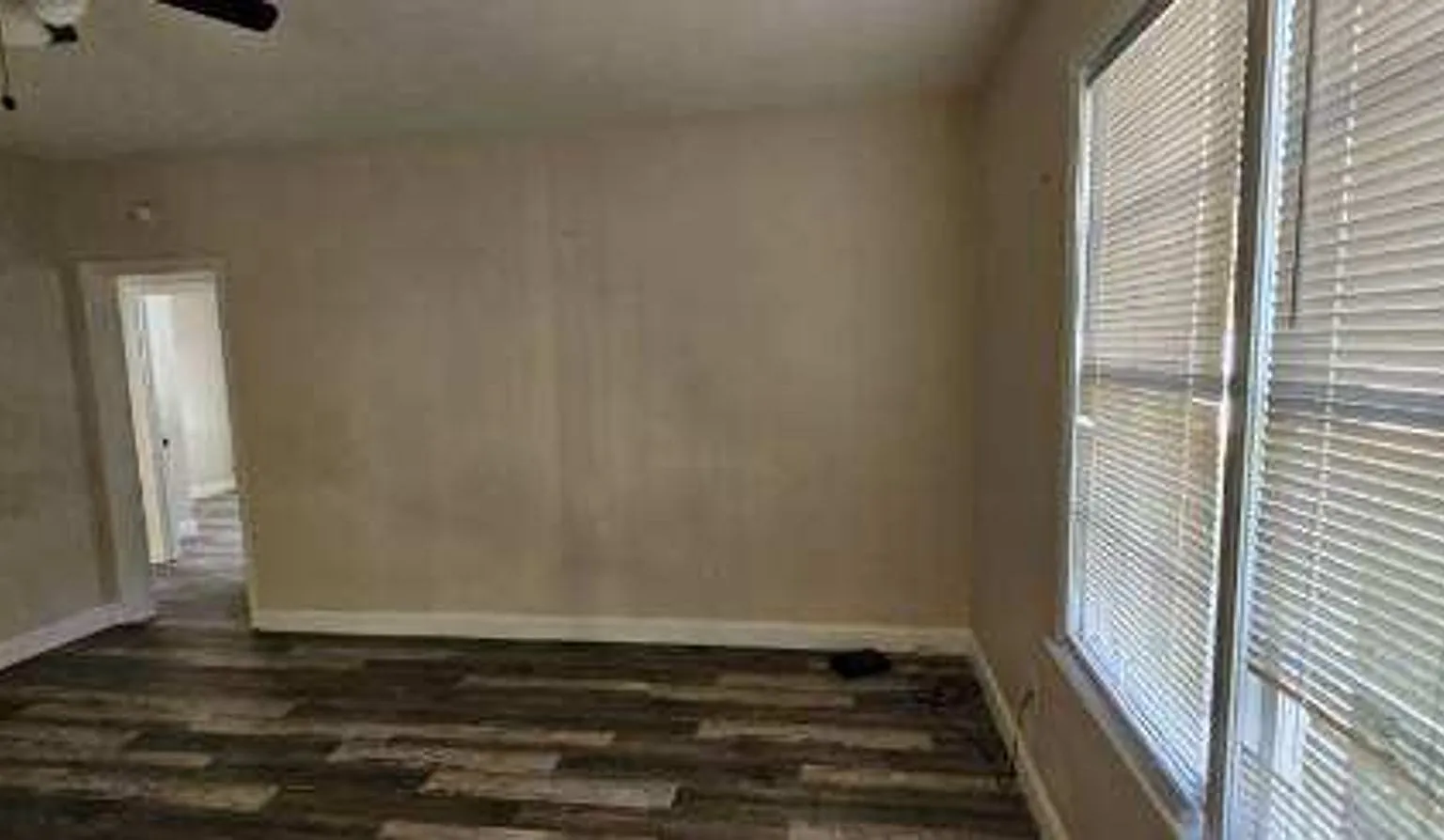 Two Bedroom One Bathroom - Bartow — Photo 1
